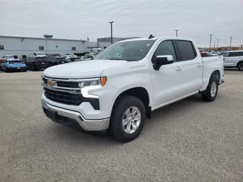 White 2025 Chevrolet Silverado 1500 LT for sale in Terre Haute, IN