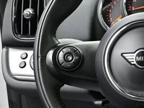 More photos of 2021 MINI Countryman Oxford Edition at Dorsett Nissan, IN