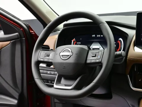 More photos of 2026 Nissan Rogue Platinum at Dorsett Nissan, IN