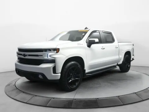 White 2022 Chevrolet Silverado 1500 RST for sale in Terre Haute, IN