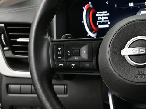 More photos of 2023 Nissan Rogue Platinum at Dorsett Nissan, IN