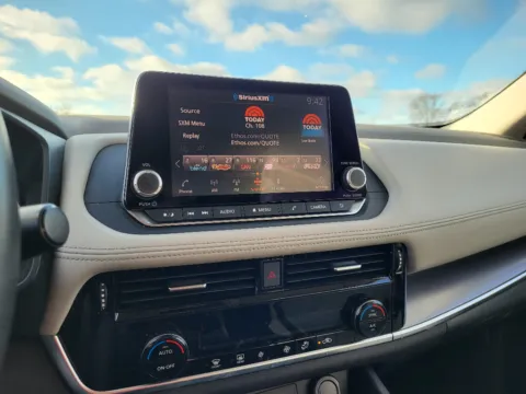 More photos of 2021 Nissan Rogue SV at Dorsett Nissan, IN