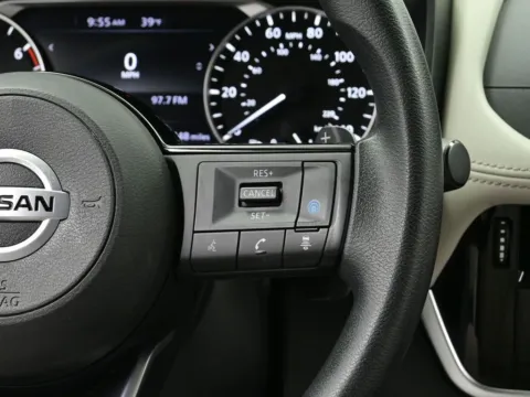 More photos of 2021 Nissan Rogue SV at Dorsett Nissan, IN