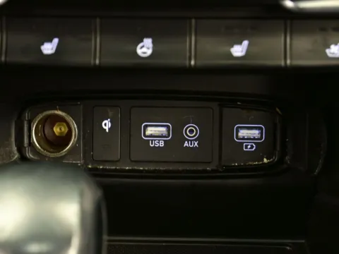 More photos of 2020 Hyundai Santa Fe Limited at Dorsett Nissan, IN