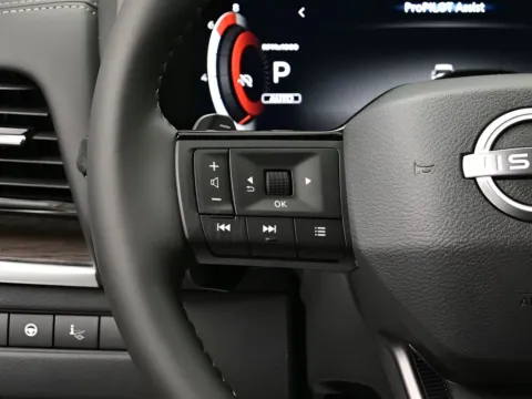 More photos of 2026 Nissan Rogue Platinum at Dorsett Nissan, IN