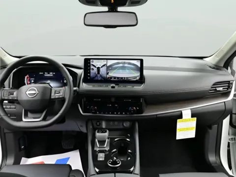 Photos of 2026 Nissan Rogue Platinum for sale in Terre Haute, IN at Dorsett Nissan