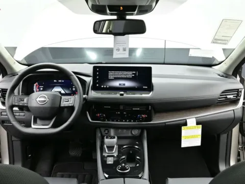 Photos of 2026 Nissan Rogue Platinum for sale in Terre Haute, IN at Dorsett Nissan