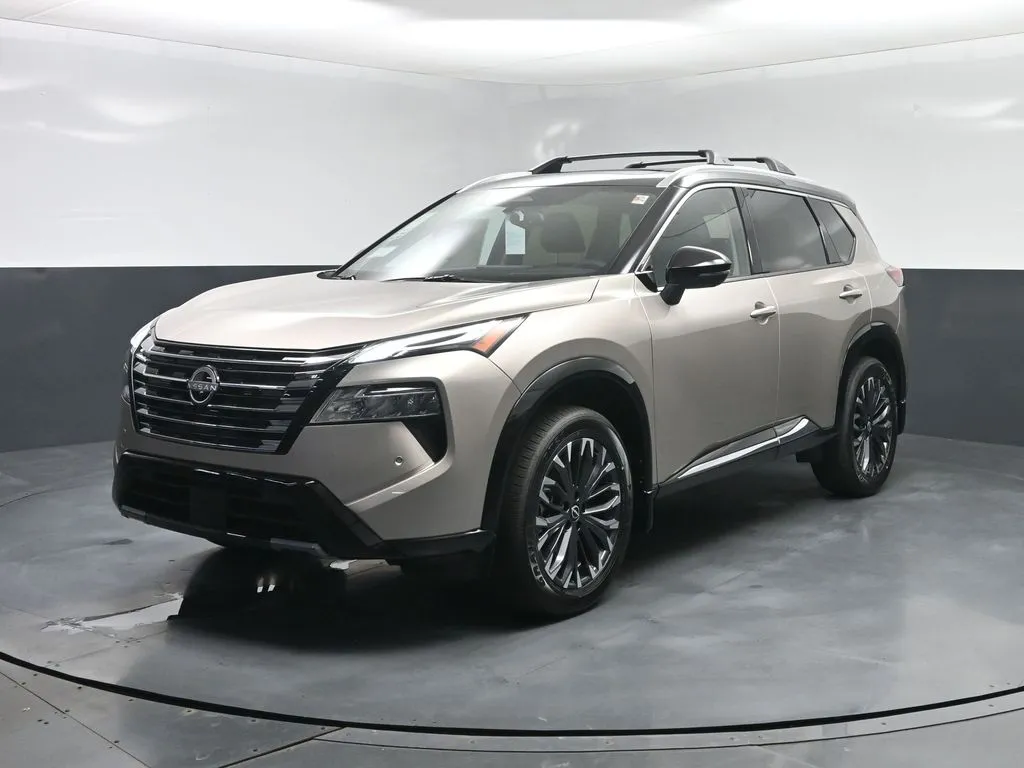 2026 Nissan Rogue Platinum's photo