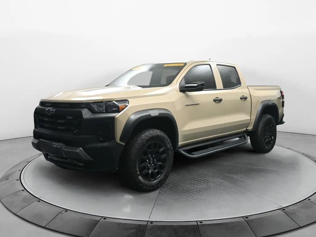2023 Chevrolet Colorado 4WD Trail Boss for sale in Terre Haute, IN