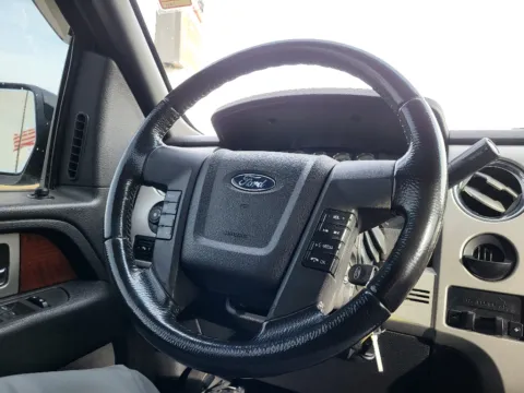 More photos of 2010 Ford F-150 Lariat at Dorsett Nissan, IN