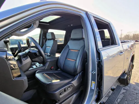 More photos of 2025 GMC Sierra 3500 AT4 at Dorsett Nissan, IN