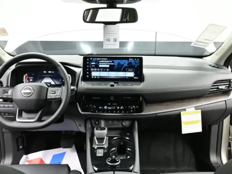 Photos of 2026 Nissan Rogue Platinum for sale in Terre Haute, IN at Dorsett Nissan