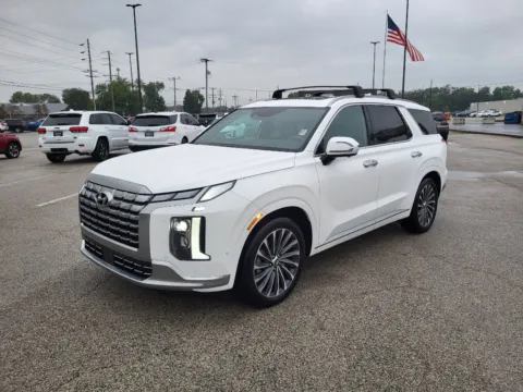White 2023 Hyundai Palisade Calligraphy for sale in Terre Haute, IN