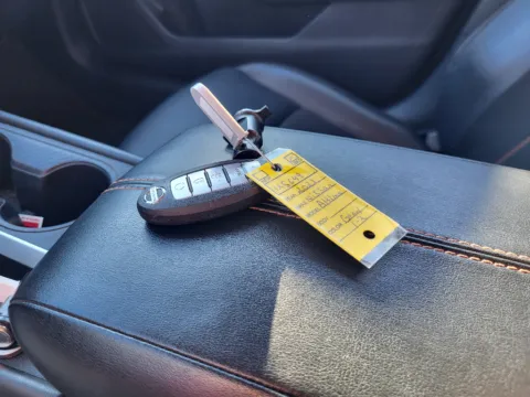 More photos of 2022 Nissan Altima 2.5 SR at Dorsett Nissan, IN