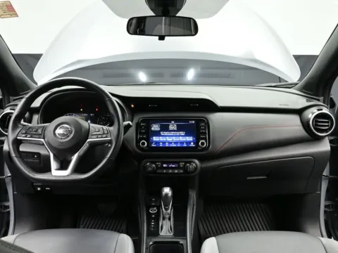 Photos of 2021 Nissan Kicks SR for sale in Terre Haute, IN at Dorsett Nissan