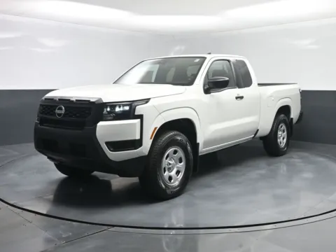 White 2026 Nissan Frontier S for sale in Terre Haute, IN