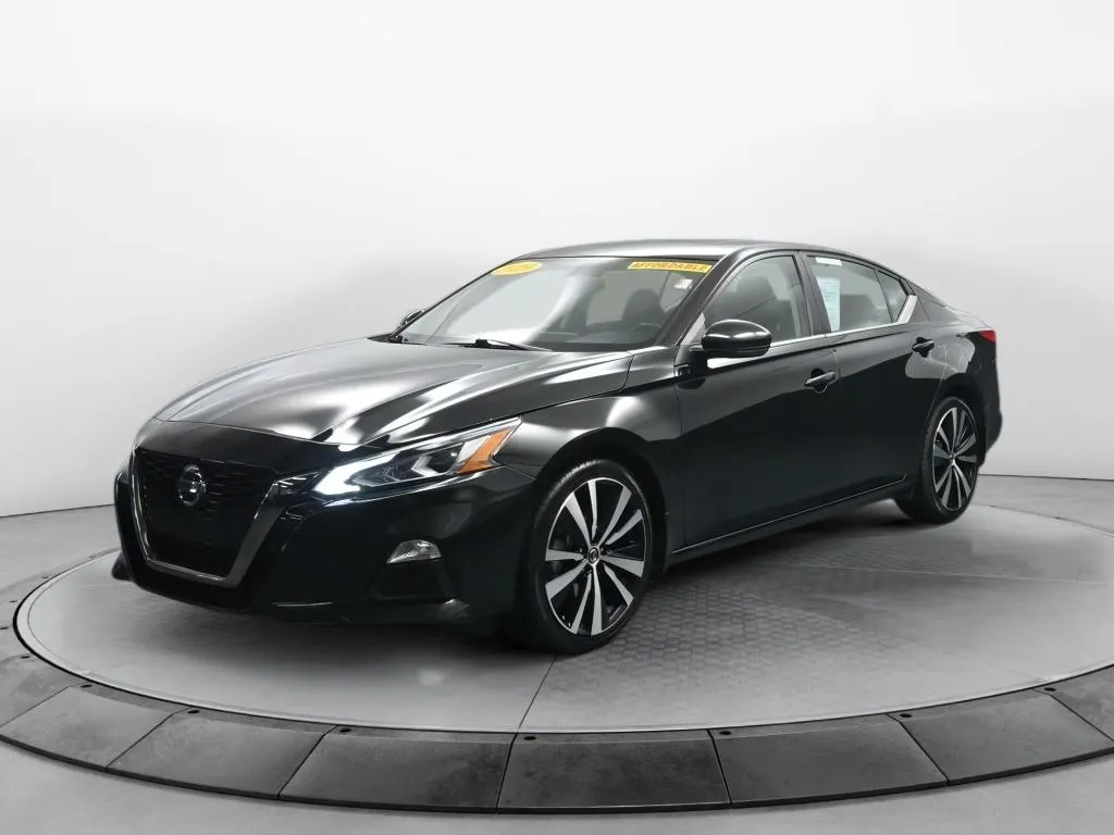 2019 Nissan Altima 2.5 SR for sale in Terre Haute, IN