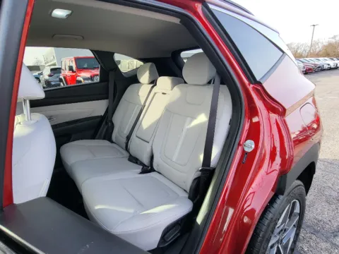 More photos of 2025 Hyundai Tucson SEL at Dorsett Nissan, IN