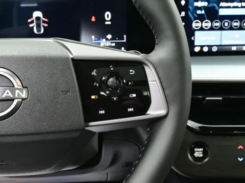 More photos of 2026 Nissan Murano Platinum at Dorsett Nissan, IN