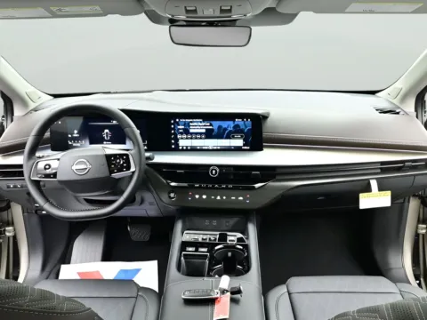 Photos of 2026 Nissan Murano Platinum for sale in Terre Haute, IN at Dorsett Nissan