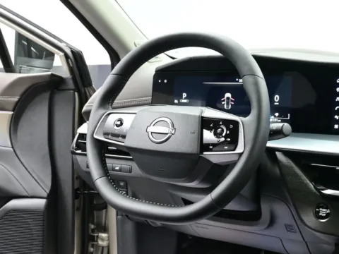 More photos of 2026 Nissan Murano Platinum at Dorsett Nissan, IN