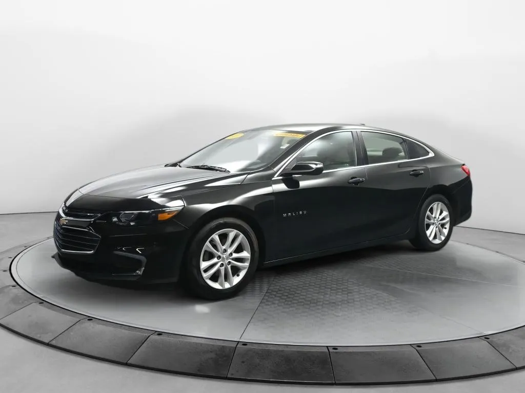Black 2017 Chevrolet Malibu LT for sale in Terre Haute, IN