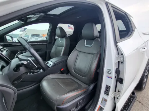 Photos of 2022 Hyundai Santa Cruz Limited for sale in Terre Haute, IN at Dorsett Nissan