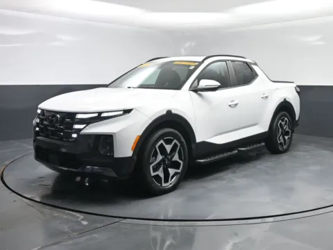 White 2022 Hyundai Santa Cruz Limited for sale in Terre Haute, IN