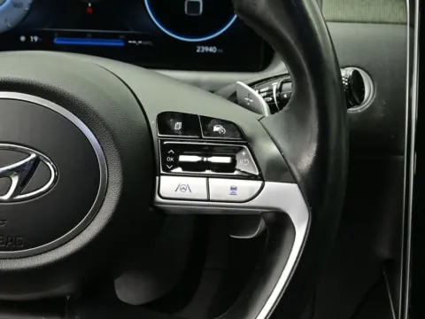 More photos of 2022 Hyundai Santa Cruz Limited at Dorsett Nissan, IN