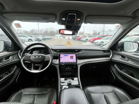More photos of 2022 Jeep Grand Cherokee L Limited at Dorsett Nissan, IN
