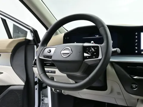 More photos of 2026 Nissan Murano Platinum at Dorsett Nissan, IN