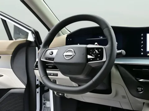 Another view of 2026 Nissan Murano Platinum for sale in Terre Haute, IN at Dorsett Nissan