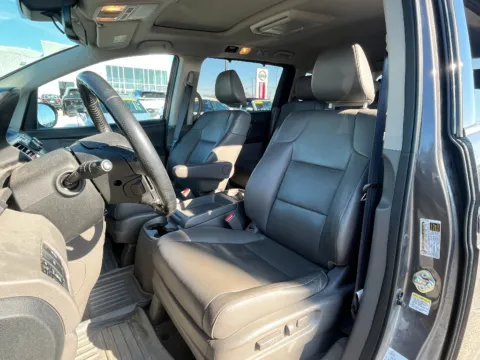 Photos of 2017 Honda Odyssey Touring Elite for sale in Terre Haute, IN at Dorsett Nissan
