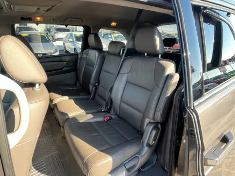 More photos of 2017 Honda Odyssey Touring Elite at Dorsett Nissan, IN