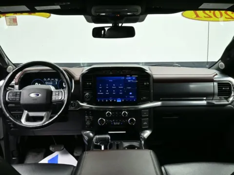 Photos of 2021 Ford F-150 LARIAT for sale in Terre Haute, IN at Dorsett Nissan