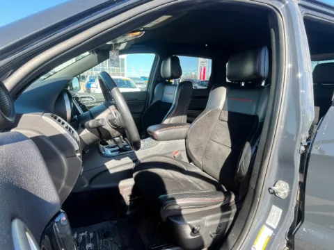 Photos of 2017 Jeep Grand Cherokee Trailhawk for sale in Terre Haute, IN at Dorsett Nissan