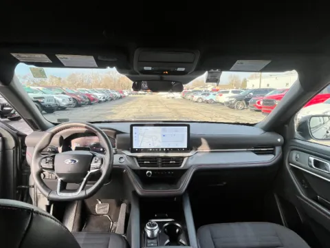 More photos of 2025 Ford Explorer ST-Line at Dorsett Nissan, IN