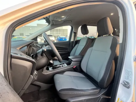 Photos of 2019 Ford Escape SE for sale in Terre Haute, IN at Dorsett Nissan
