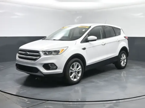 White 2019 Ford Escape SE for sale in Terre Haute, IN