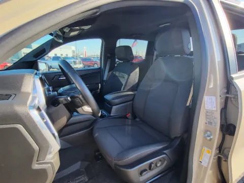 Photos of 2023 GMC Canyon Elevation for sale in Terre Haute, IN at Dorsett Nissan