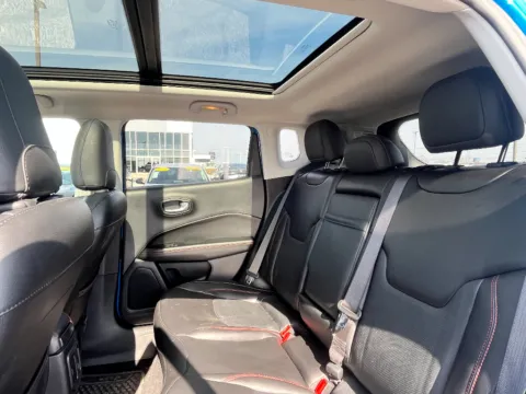 More photos of 2019 Jeep Compass Trailhawk at Dorsett Nissan, IN
