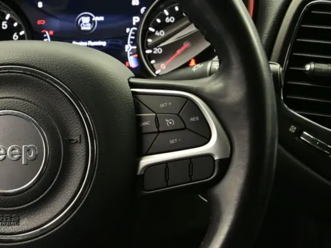 More photos of 2019 Jeep Compass Trailhawk at Dorsett Nissan, IN