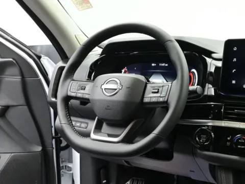 More photos of 2026 Nissan Pathfinder Platinum at Dorsett Nissan, IN