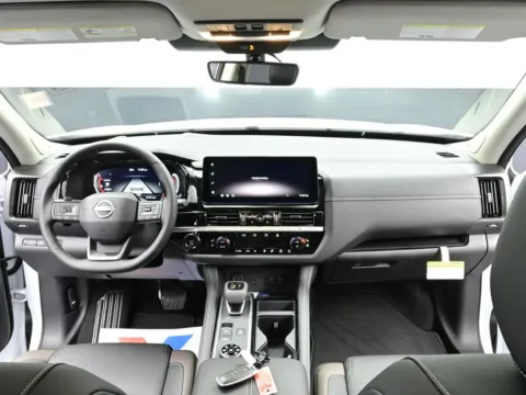 Photos of 2026 Nissan Pathfinder Platinum for sale in Terre Haute, IN at Dorsett Nissan