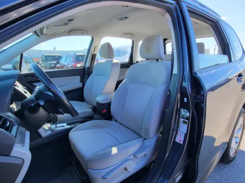 More photos of 2015 Subaru Forester 2.5i at Dorsett Nissan, IN