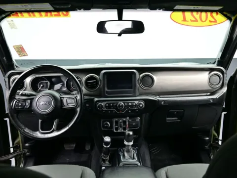 Photos of 2021 Jeep Gladiator Willys for sale in Terre Haute, IN at Dorsett Nissan