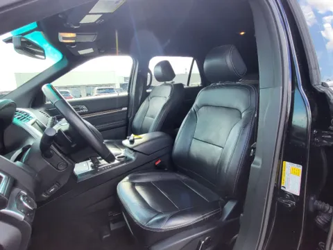 More photos of 2016 Ford Explorer Limited at Dorsett Nissan, IN