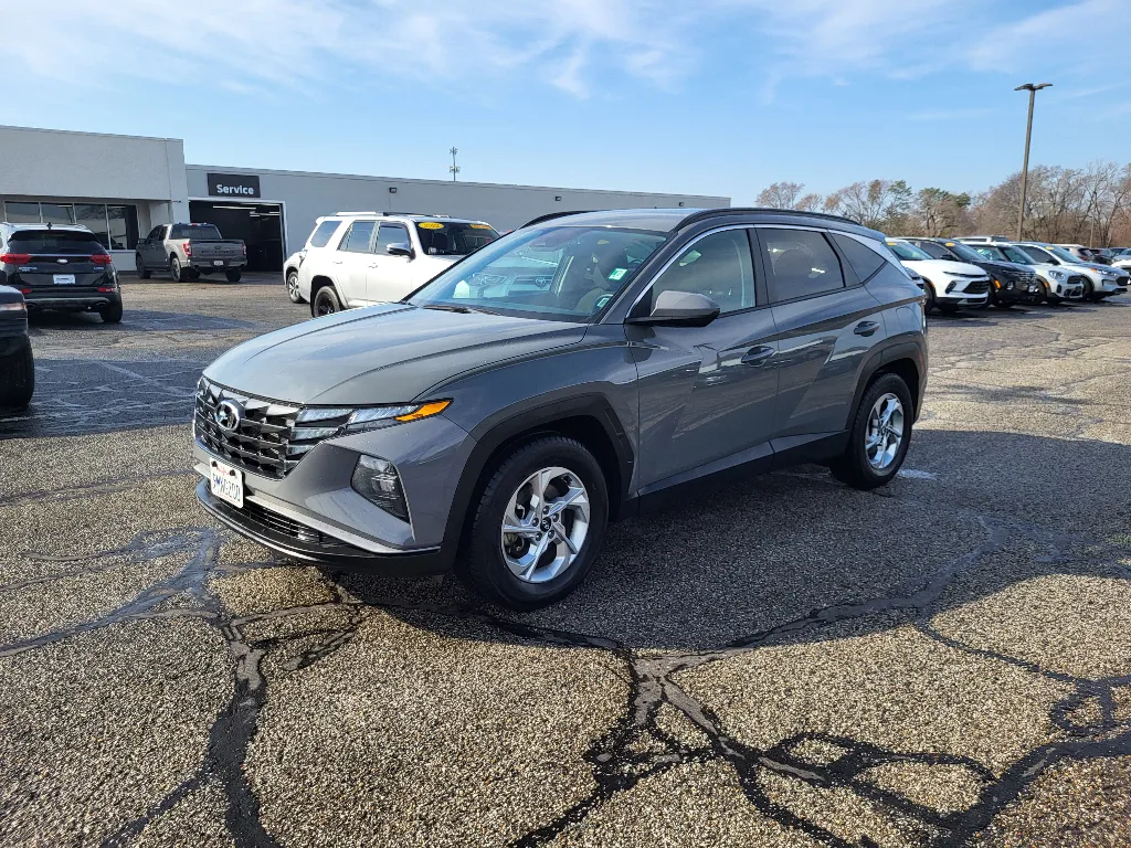 Gray 2024 Hyundai Tucson SEL for sale in Terre Haute, IN
