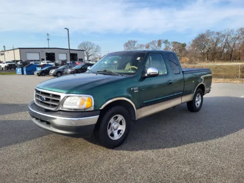 Green 2000 Ford F-150 Work Series for sale in Terre Haute, IN