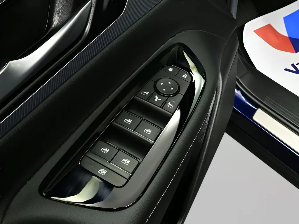 2026 Nissan Murano Platinum - Photo 11